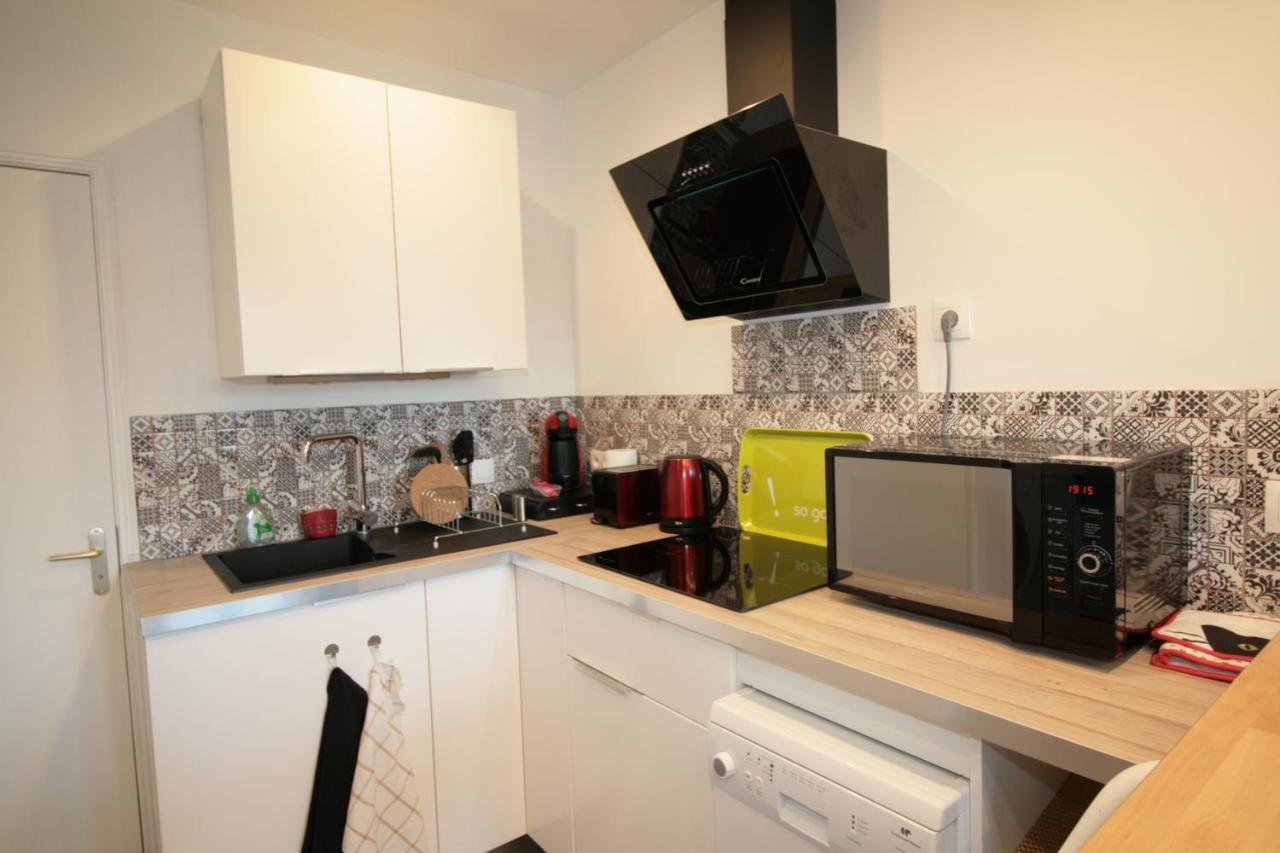 Comme A La Maison - De La Tour Apartment *